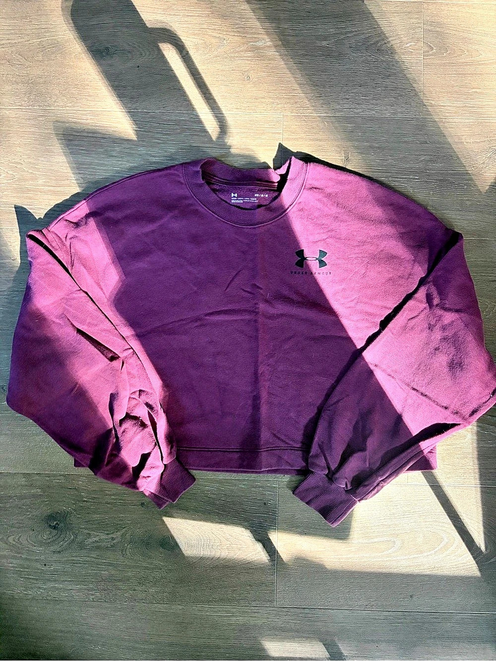 Under Armour Purple Crewneck Sweatshirt Size Medium